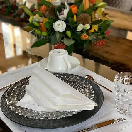 Blanc 브루일서비니아